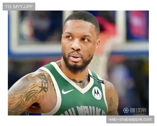 利拉德连续关键三分拉开球队火力差异，成季后赛核心进攻利器