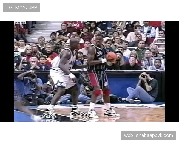 奥拉朱旺脚步压制奥尼尔，防守与得分结构成决胜差异