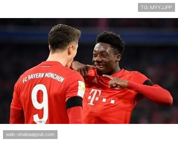 莱万多夫斯基头球、脚下与禁区终结能力均衡性分析